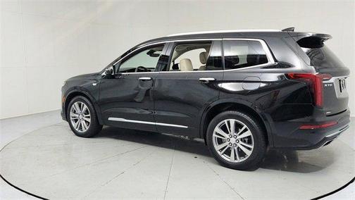 2023 Cadillac XT6 Premium Luxury AWD