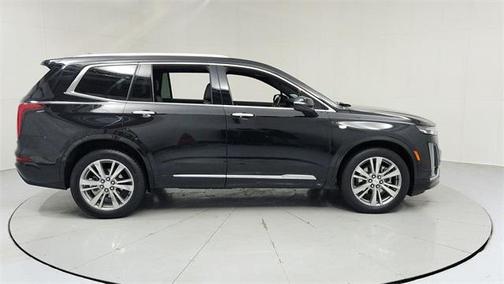 2022 Cadillac XT6 Premium Luxury AWD