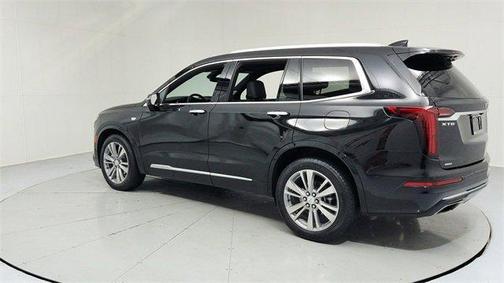 2022 Cadillac XT6 Premium Luxury AWD