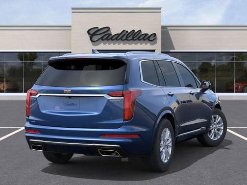 2025 Cadillac XT6 Luxury AWD
