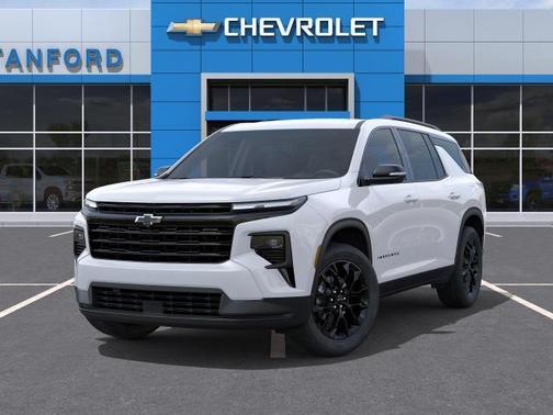 Summit White 2026 Chevrolet Traverse LT