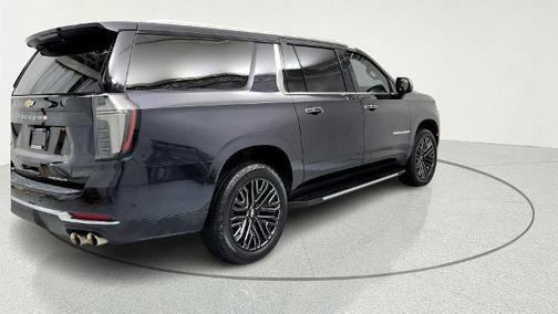 Ash 2025 Chevrolet Suburban Premier