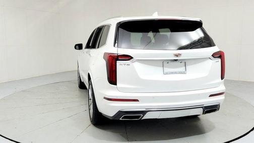 Crystal White Tri-Coat 2023 Cadillac XT6 Premium Luxury FWD