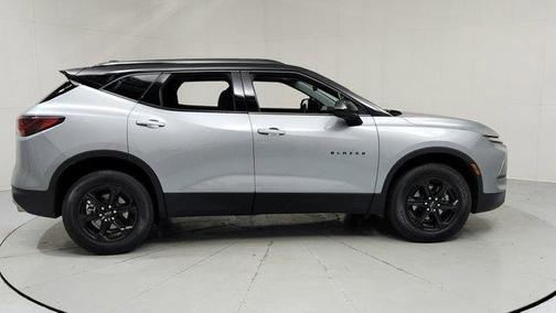 Sterling 2024 Chevrolet Blazer LT