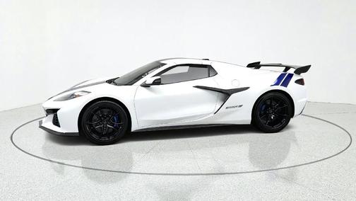 Arctic White 2027 Chevrolet Corvette Grand Sport
