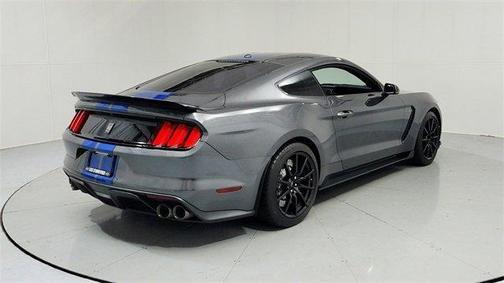 2018 Ford Shelby GT350 Base