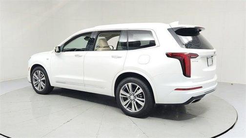 2024 Cadillac XT6 Premium Luxury FWD