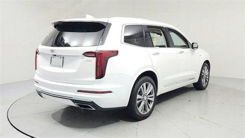 2024 Cadillac XT6 Premium Luxury FWD