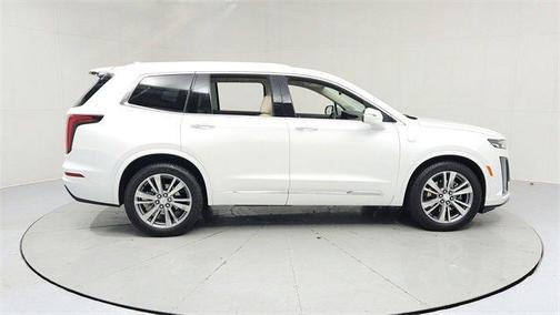 2024 Cadillac XT6 Premium Luxury FWD