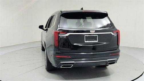 2023 Cadillac XT6 Premium Luxury FWD