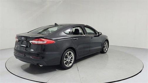 2020 Ford Fusion SEL