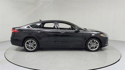 2020 Ford Fusion SEL