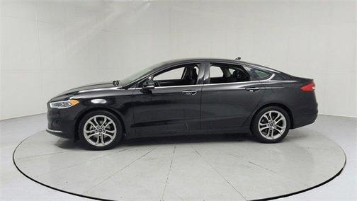 2020 Ford Fusion SEL