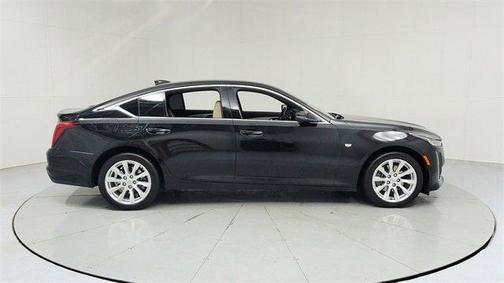 2022 Cadillac CT5 Luxury AWD
