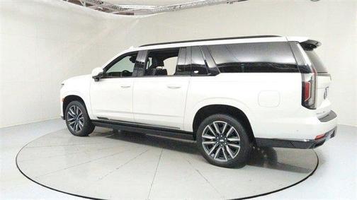 2022 Cadillac Escalade ESV Sport