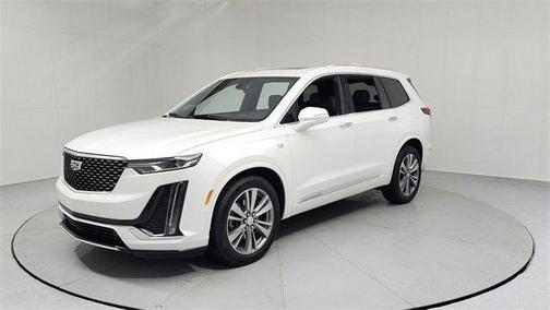 2022 Cadillac XT6 Premium Luxury FWD