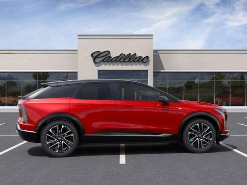 2025 Cadillac OPTIQ Sport