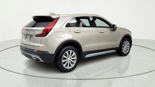 Latte 2023 Cadillac XT4 Premium Luxury