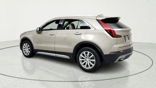 Latte 2023 Cadillac XT4 Premium Luxury