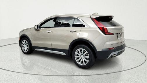 Latte 2023 Cadillac XT4 Premium Luxury