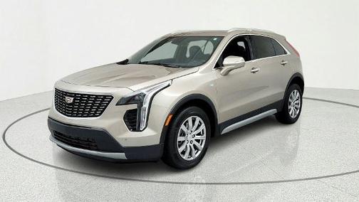 Latte 2023 Cadillac XT4 Premium Luxury