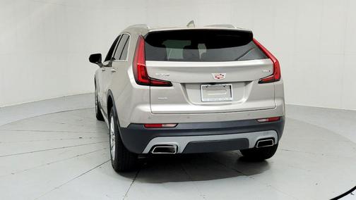 Latte 2023 Cadillac XT4 Premium Luxury