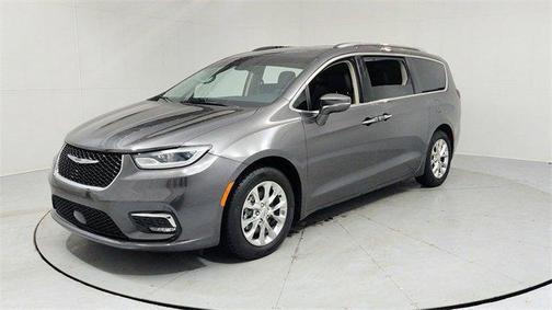 2021 Chrysler Pacifica Touring-L