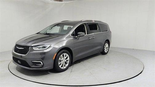 2021 Chrysler Pacifica Touring-L