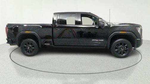 Onyx Black 2024 GMC Sierra 2500 AT4