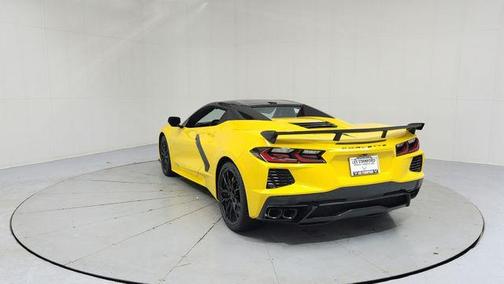 2026 Chevrolet Corvette Stingray w/2LT