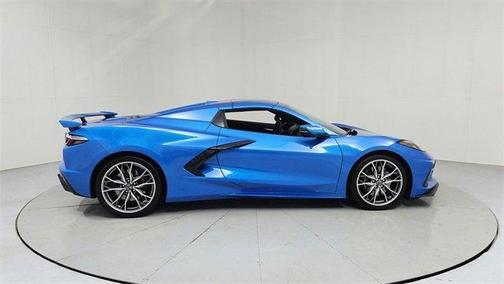 2026 Chevrolet Corvette Stingray w/2LT