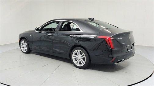 2023 Cadillac CT4 Luxury
