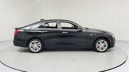 2023 Cadillac CT4 Luxury
