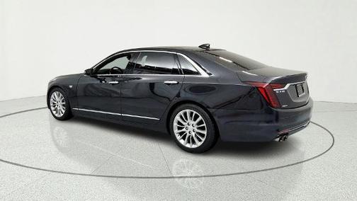 Manhattan Noir Metallic 2020 Cadillac CT6 Luxury