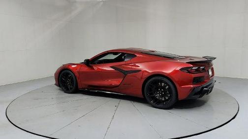 Red Mist Metallic Tintcoat 2026 Chevrolet Corvette Z06