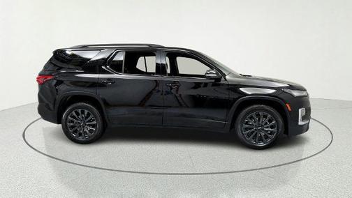 Black Metallic 2023 Chevrolet Traverse RS