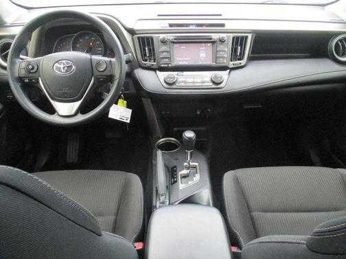 Super White 2015 Toyota RAV4 XLE