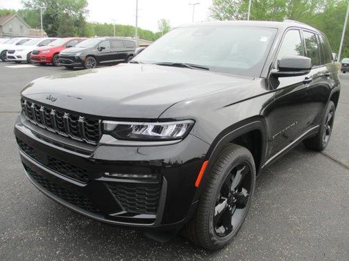 Diamond Black 2026 Jeep Grand Cherokee Limited