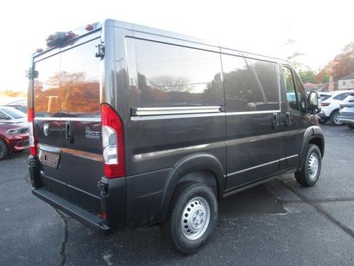 2026 RAM ProMaster 1500 Low Roof