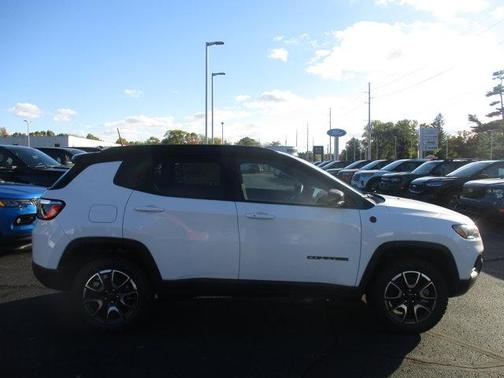 2026 Jeep Compass Trailhawk