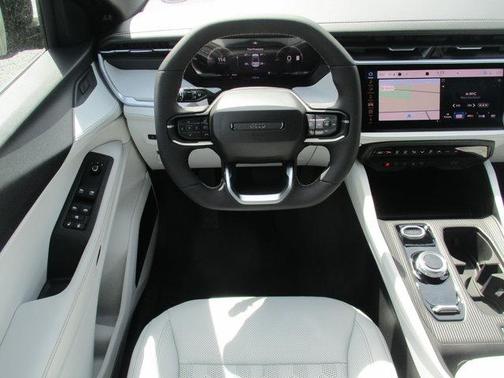 Diamond Black 2026 Jeep Cherokee Overland
