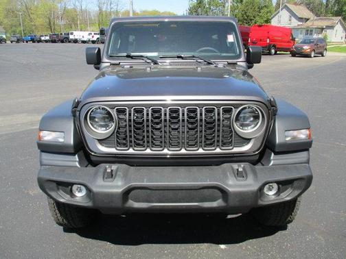 Granite Crystal Clearcoat Metallic 2026 Jeep Wrangler Sport