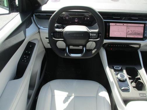 Bright White Clearcoat 2026 Jeep Cherokee LAREDO/LIMITED