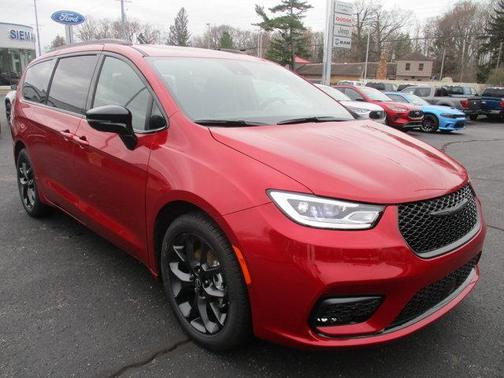 2025 Chrysler Pacifica Limited