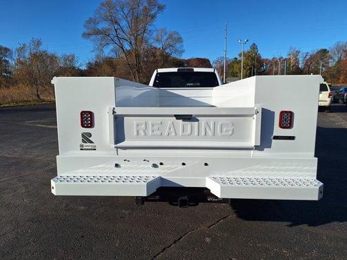 Bright White Clearcoat 2026 RAM 3500 Tradesman/Big Horn