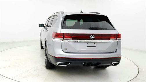 Silver Mist Metallic 2025 Volkswagen Atlas 2.0T SE w/Technology