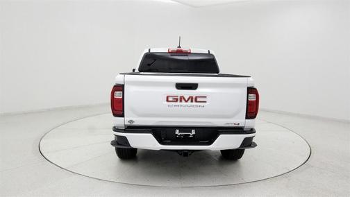 White 2024 GMC Canyon AT4