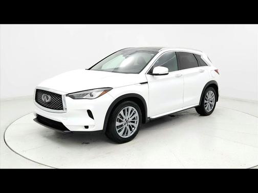 2023 INFINITI QX50 Luxe