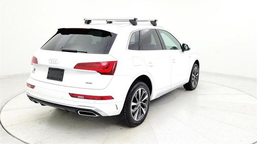 2023 Audi Q5 45 S line quattro Premium
