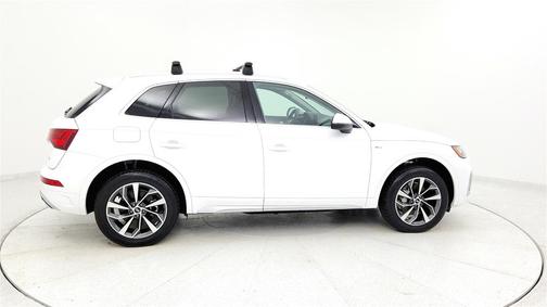 2023 Audi Q5 45 S line quattro Premium